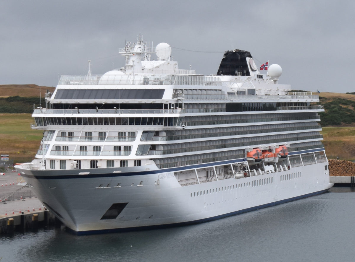Ocean Majesty 2027 | Maritime Photography Wall Calendar